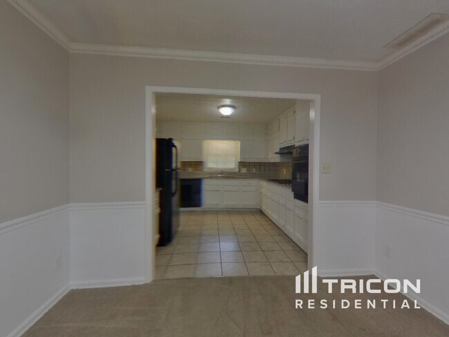 Building Photo - 955 Willow Run