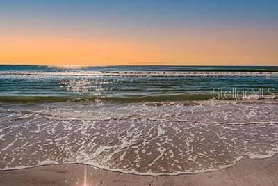 Building Photo - 6020 Midnight Pass Rd