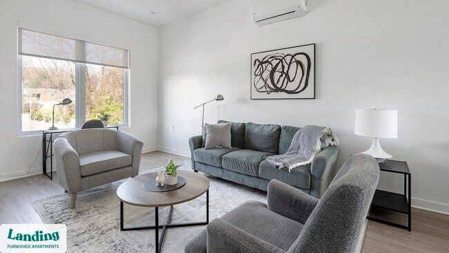 Building Photo - 2708 Old Lebanon Pike