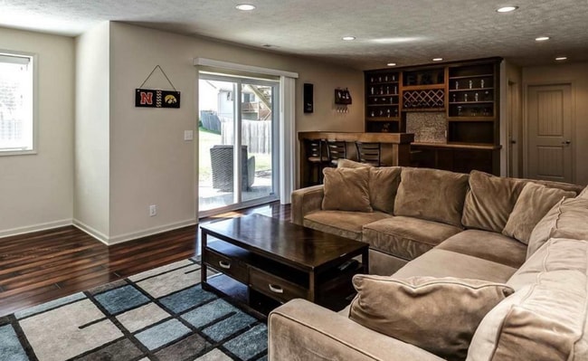 Building Photo - Your Next Home Awaits In Papillion!!