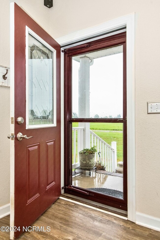 Building Photo - 460 Cooper Garrett Rd