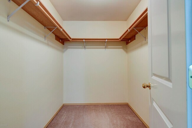 Building Photo - 1670 SW Mulberry Pl