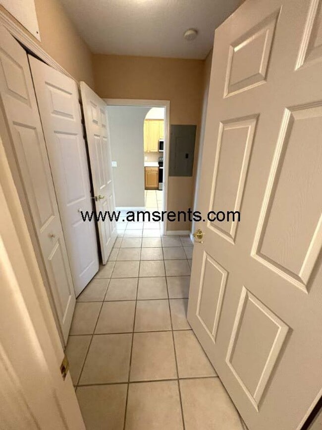 Building Photo - Spacious 2 bedroom 2 bath Condo in North Shore at Lake Hart