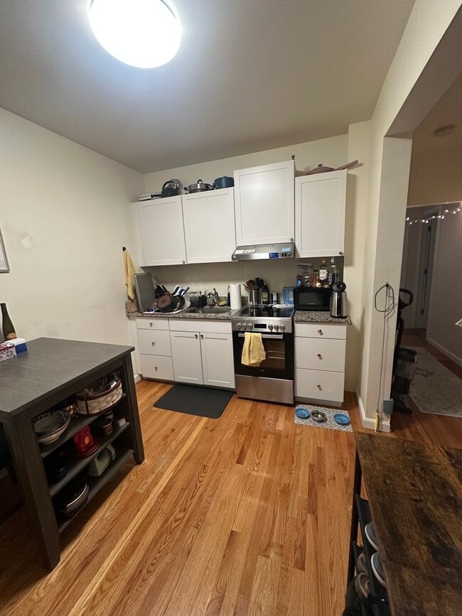 Building Photo - 1 Aberdeen St