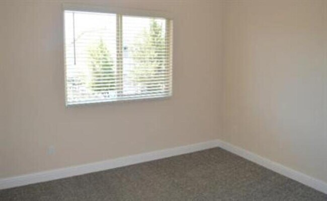 Building Photo - 2406 Gabriel Dr