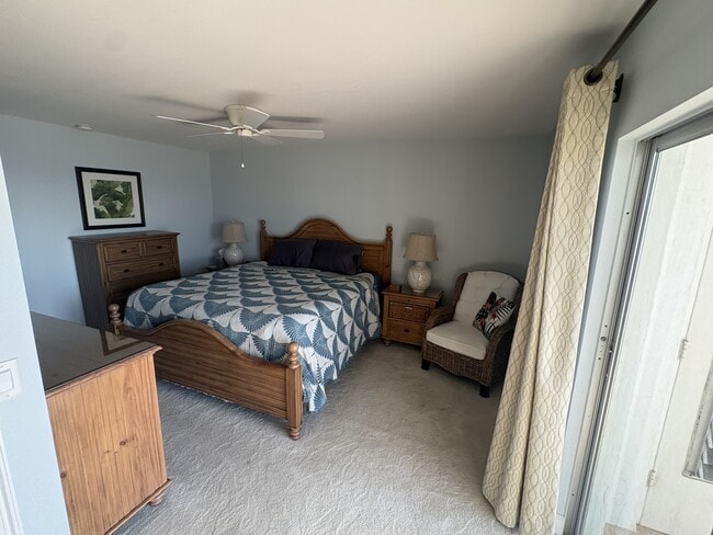 Building Photo - 333 The Esplanade N