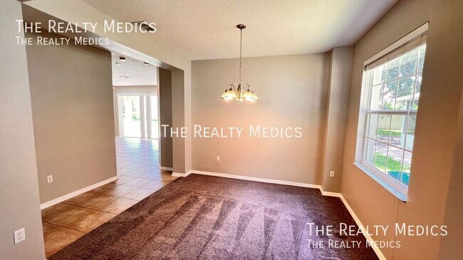 Building Photo - 12811 Moss Park Ridge Dr