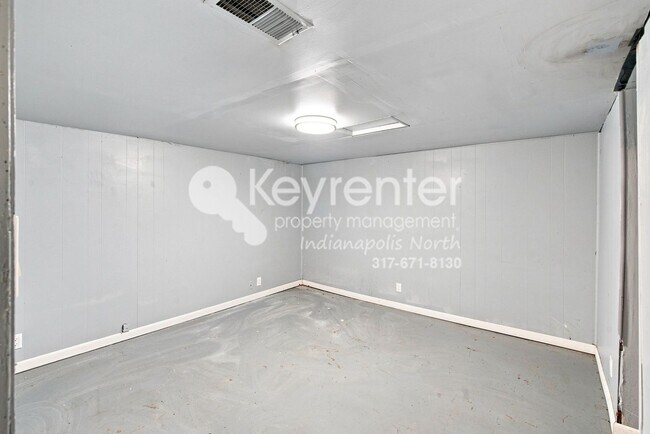 Building Photo - 4029 Forest Manor Ave
