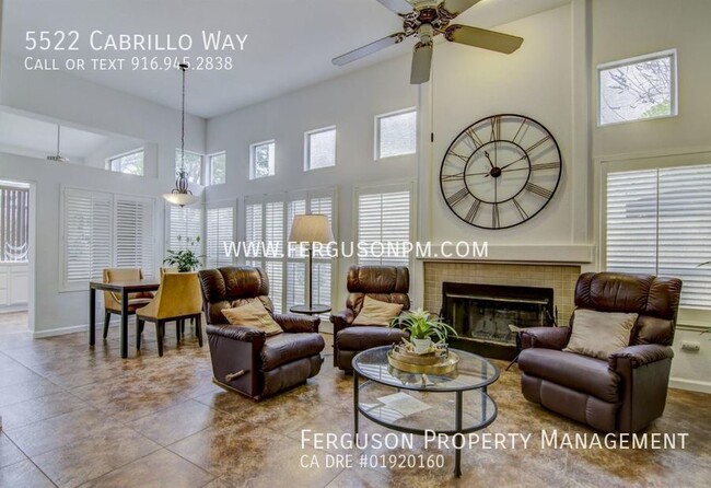 Building Photo - 5522 Cabrillo Way