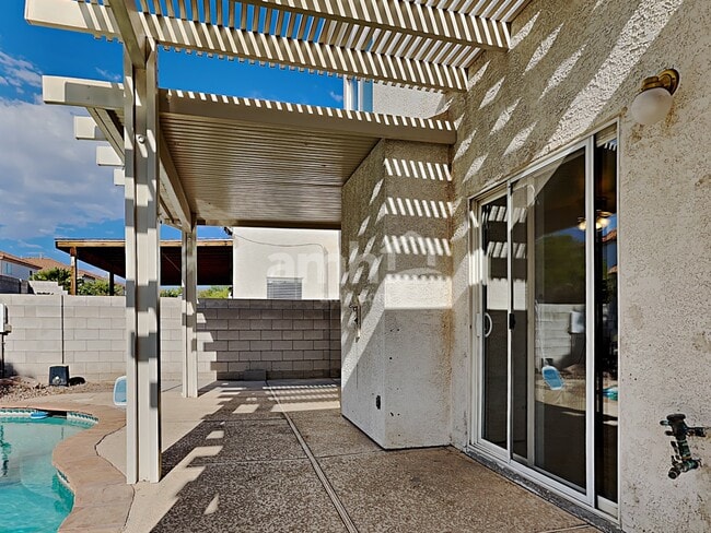 Building Photo - 8321 Canvas Ct