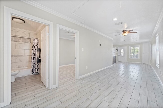 Building Photo - 7941 Goode St