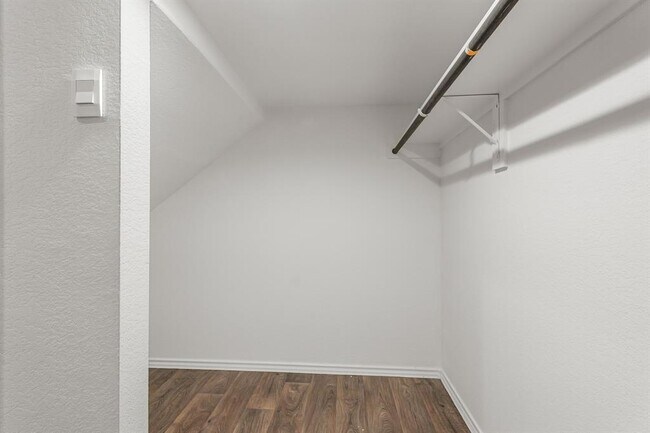 Building Photo - 5323 Cherry Tallow Trl