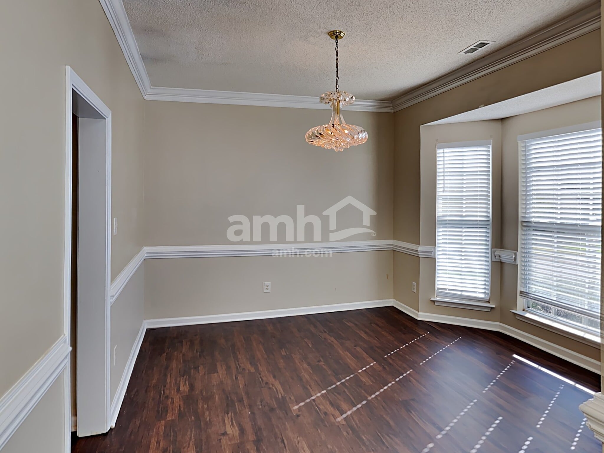 Building Photo - 14821 Ashlight Dr