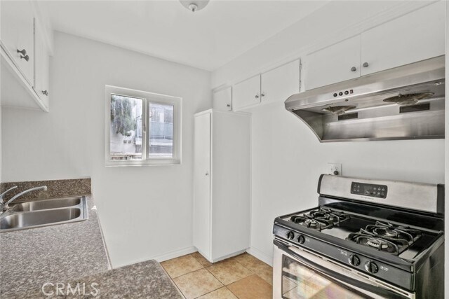 Building Photo - 1601 College View Dr