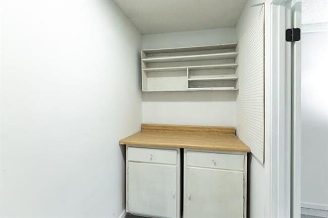Building Photo - 9102 Valkrie Ln