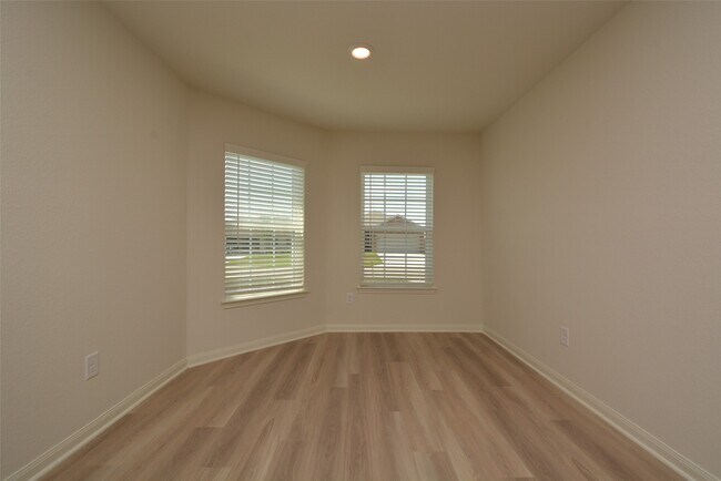 Building Photo - 22426 Kennons Way