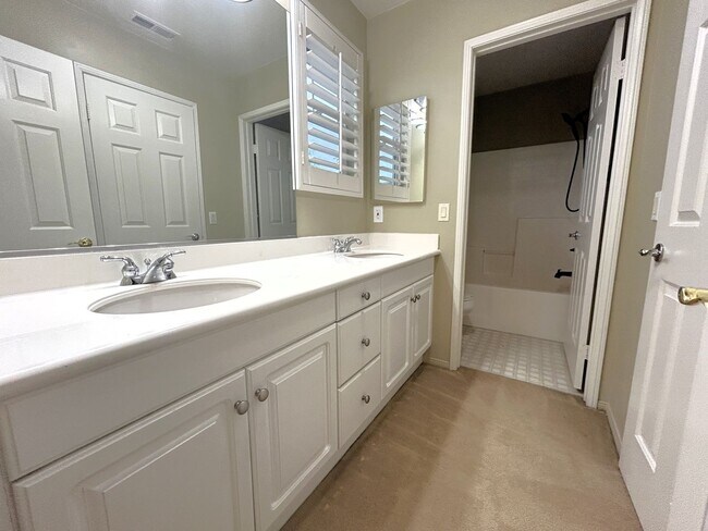 Building Photo - 7030 Angora St