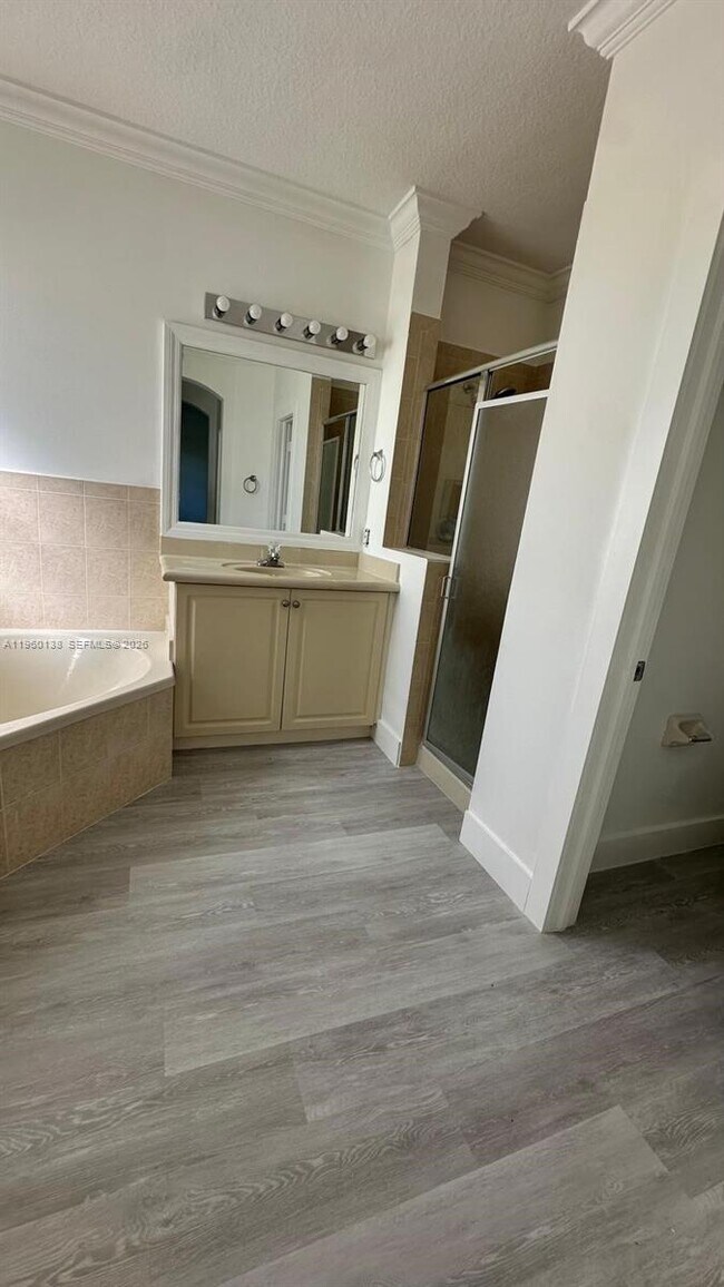 Building Photo - 11362 SW 137th Pl