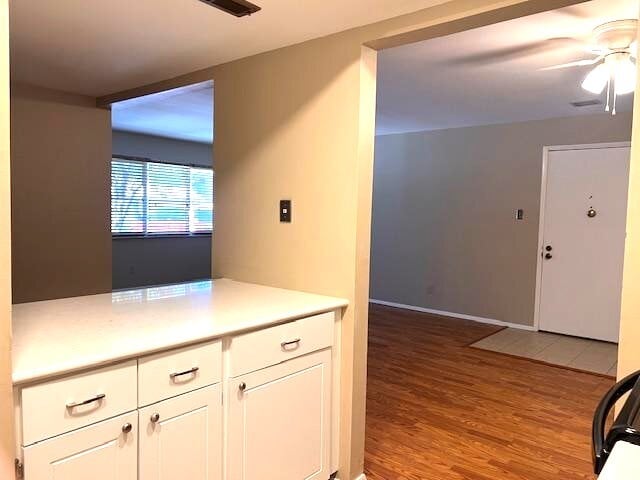 Building Photo - 2 Fairways Cir