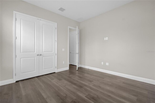 Building Photo - 13162 McMillan Dr