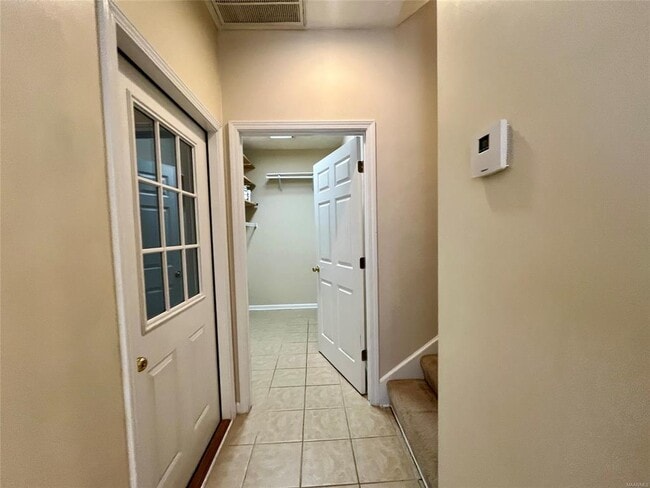 Building Photo - 9679 Greythorne Way