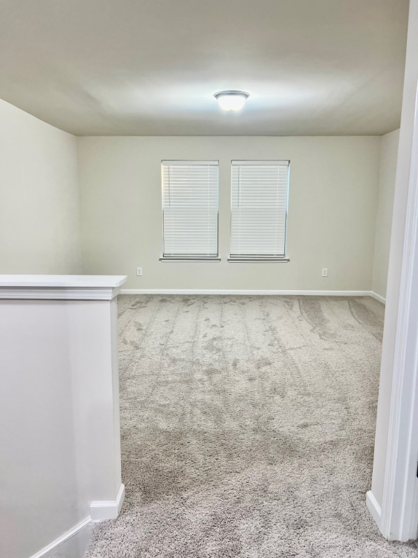 Building Photo - 4829 Dufour Dr