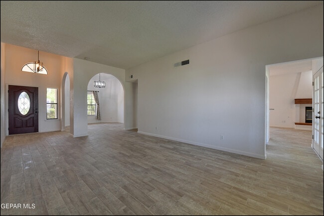 Building Photo - 829 Dulce Tierra Dr