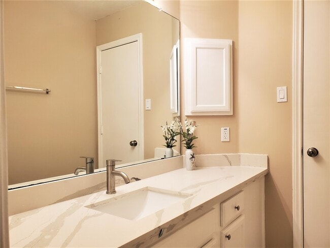 Building Photo - 21511 Westcliffe Falls Dr