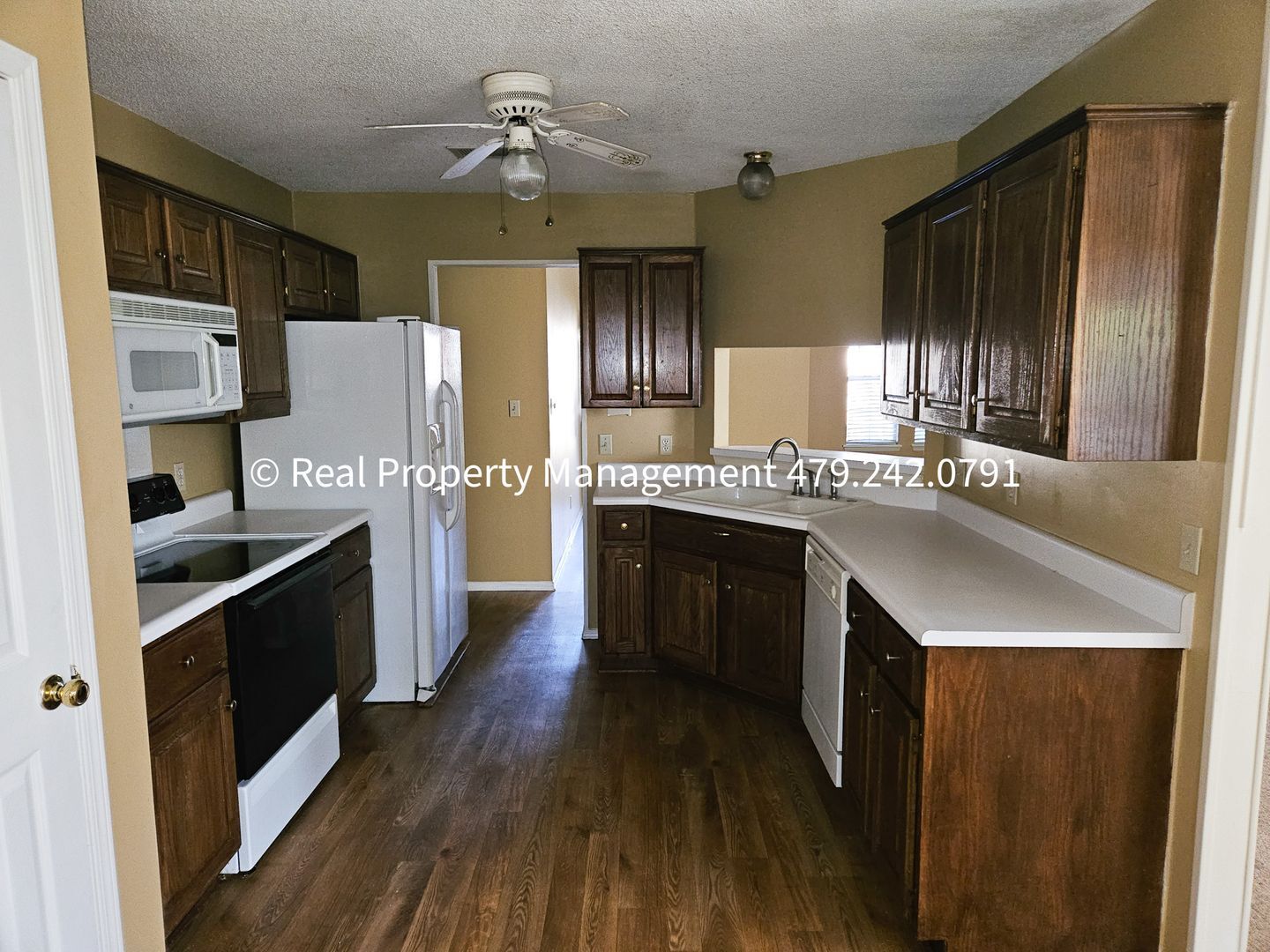 Building Photo - 705 J St