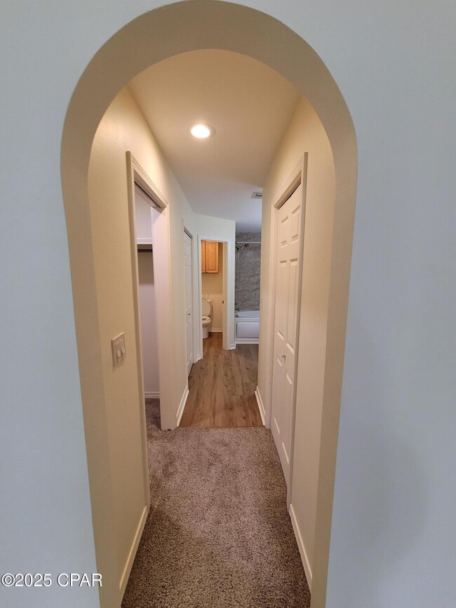 Building Photo - 3225 Azalea Cir