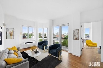 Building Photo - 3 bedroom in BROOKLYNBrooklyn NY 11238