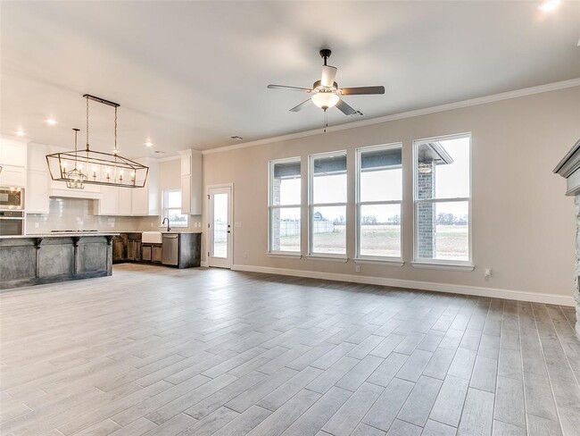 Building Photo - 2817 Bens Cir