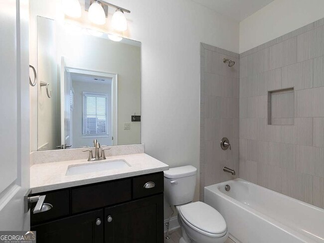 Building Photo - 3394 Bryerstone Cir SE