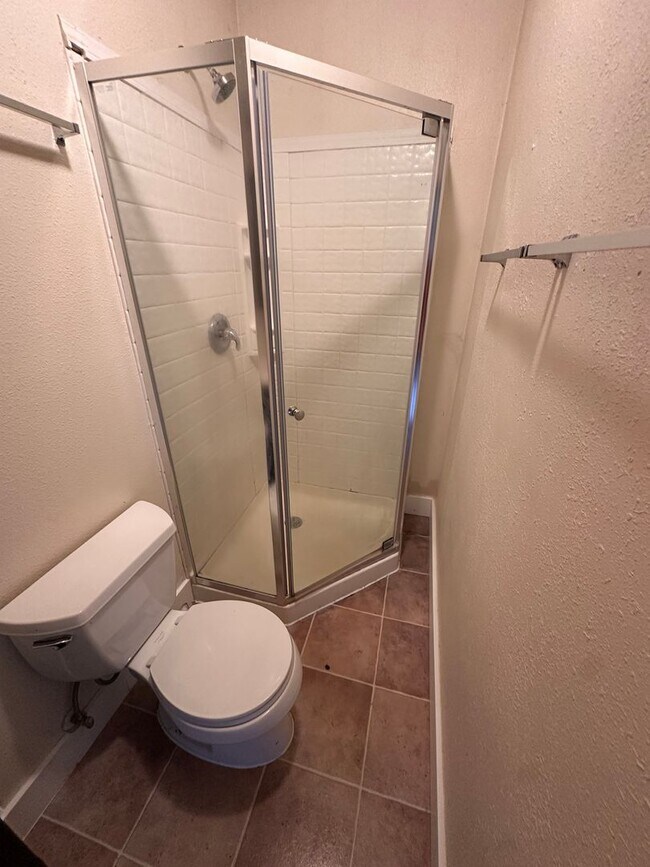 Building Photo - Bungay 22nd Ave Apartments - UW