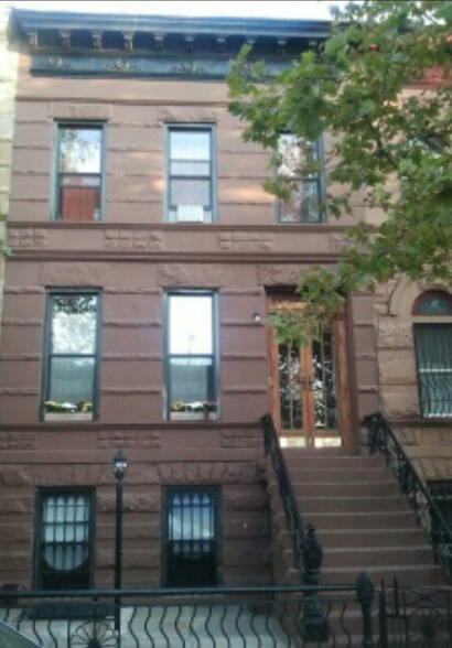 Primary Photo - 763 Jefferson Ave