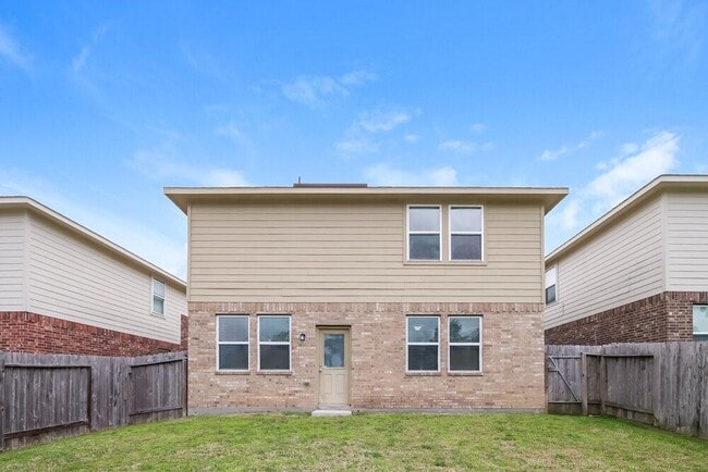 Building Photo - 18726 Walden Glen Cir