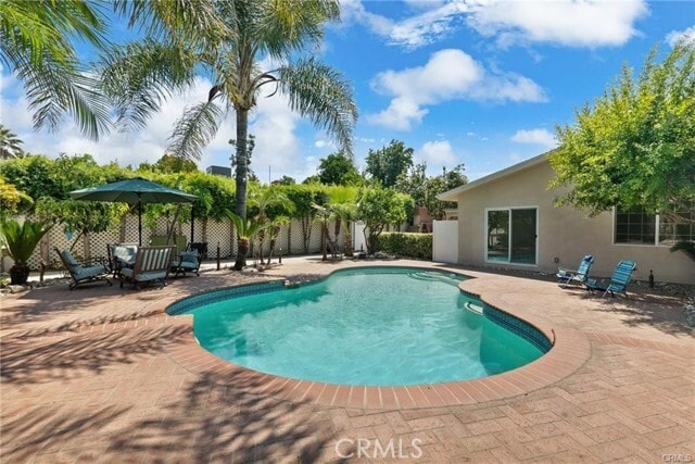Building Photo - 6502 Matilija Ave