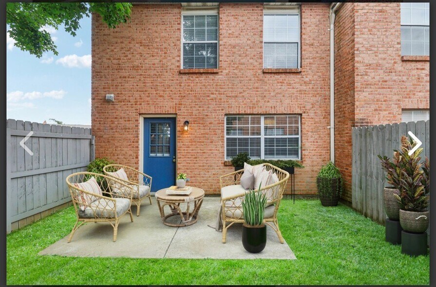 Building Photo - 12193 Brisben Pl