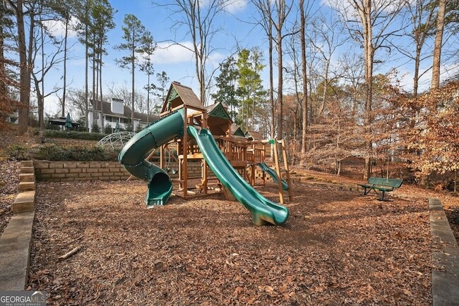 Building Photo - 3921 Riverlook Pkwy SE