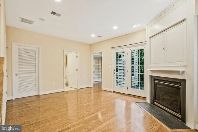 Building Photo - 9980 Cyrandall Dr