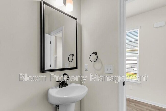 Building Photo - 216 Wappoo Trce Ln