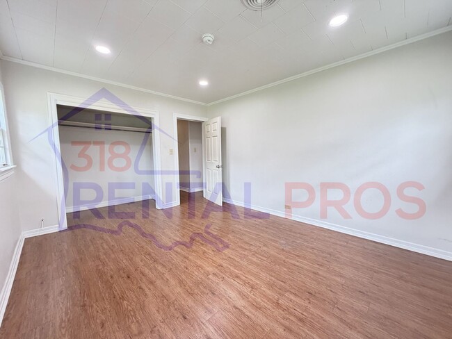 Building Photo - 4 Bed 3 Bath Home in Ruston!
