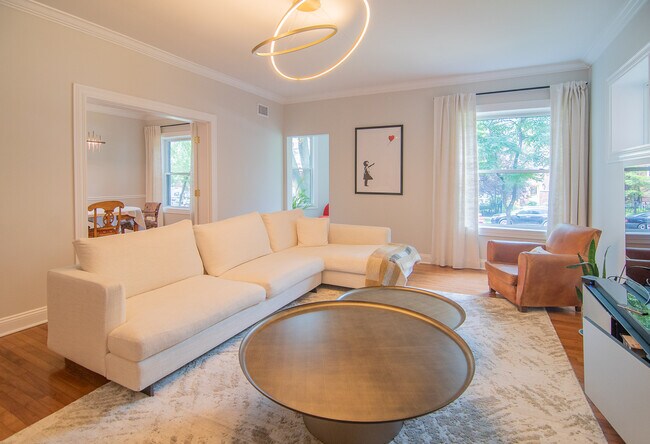 Building Photo - 5811 N Winthrop Ave