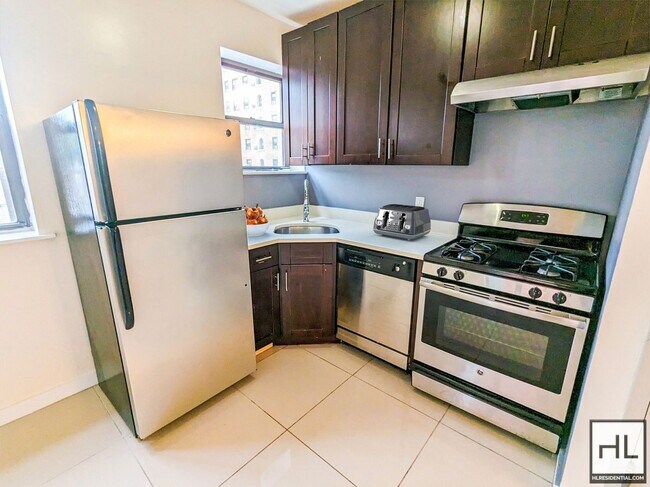 Building Photo - Nostrand Avenue