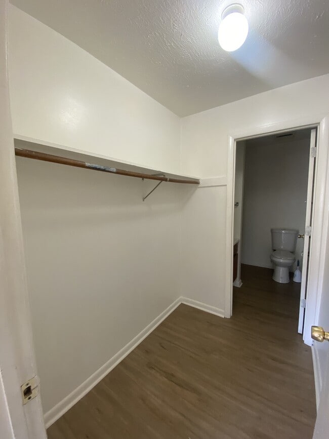Building Photo - 6408 Starbrook Dr