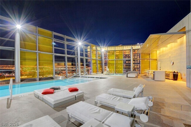 Building Photo - 3726 S Las Vegas Blvd