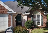 Building Photo - 2028 Old Charleston Cir