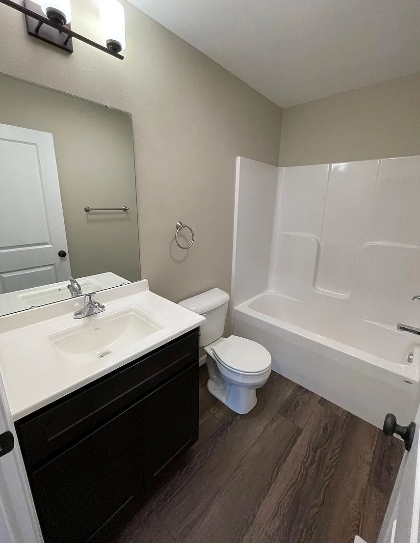 Building Photo - 225-235 Bradford Ln