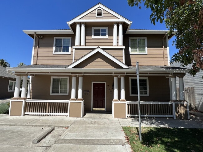 Primary Photo - Merced: $1649 2 bedroom 2 bath with off st...
