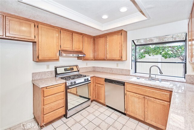 Building Photo - 22956 Estoril Dr